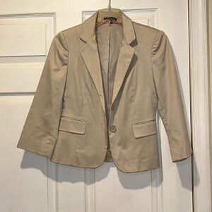 Express blazer. Tan size 4. Like new.
